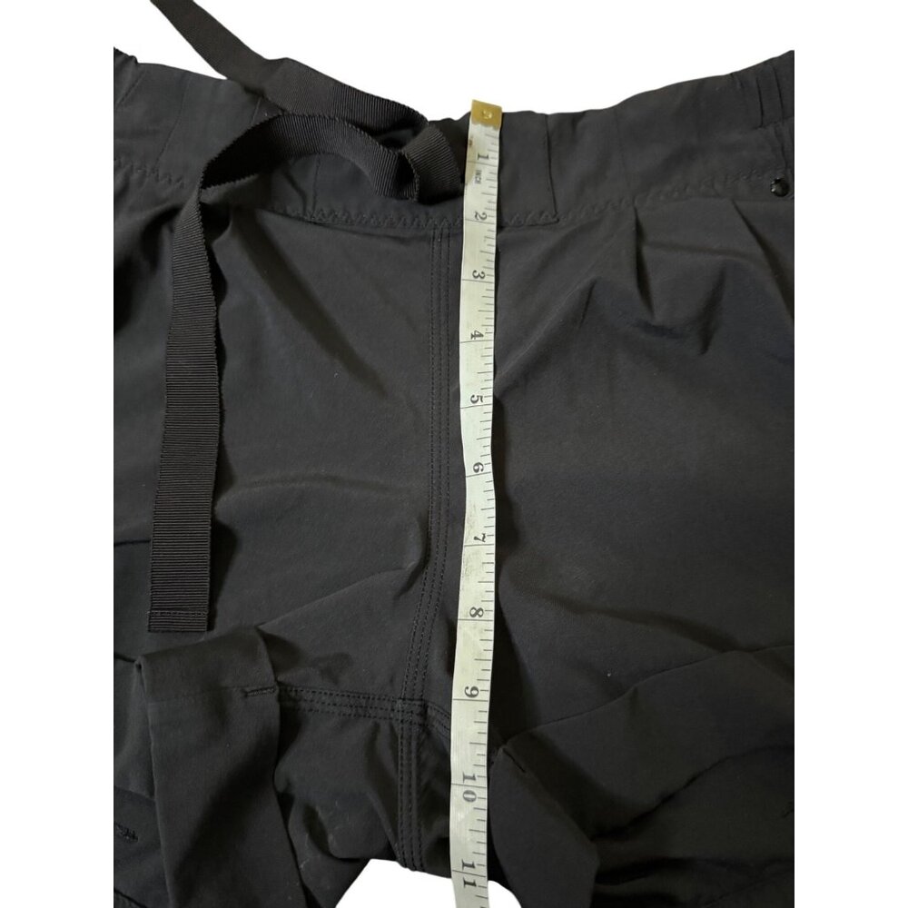 Lululemon Spring Break Away Short Black First Release Women Size 4  3" W7920S - Picture 9 of 16